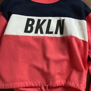 BKLN sweater with tie